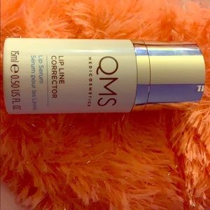 QMS Medicosmetics lip line corrector lip serum